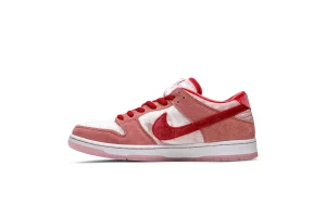 SB Dunk Low x StrangeLove 'Valentine's Day' Reps