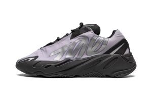 Yeezy Boost 700 MNVN 'Geode' Reps
