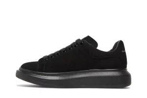 Alexander McQueen Oversized Sneaker 'Triple Black' Reps